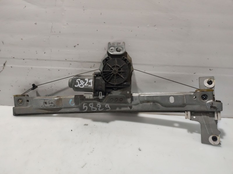 Recambio de elevalunas delantero derecho para peugeot 207/207+ (wa_, wc_) 1.4 referencia OEM IAM 9222X0  