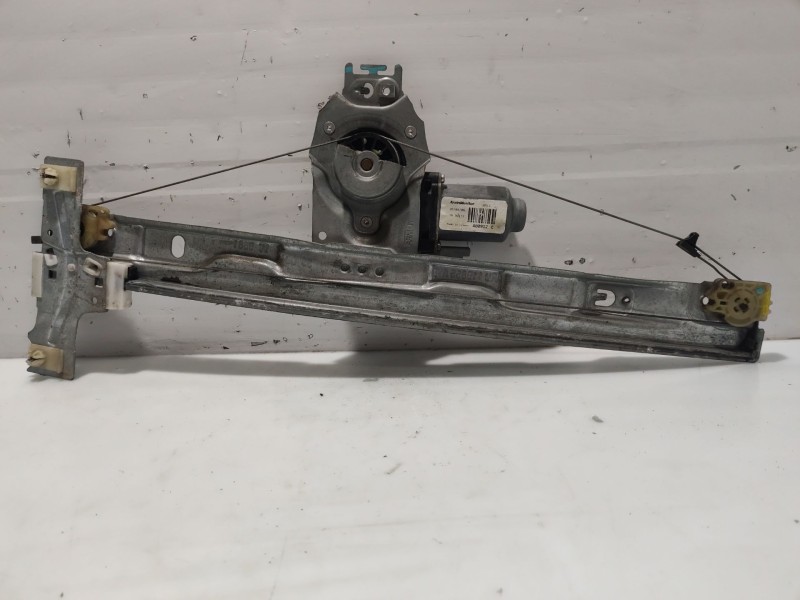 Recambio de elevalunas delantero derecho para peugeot 207/207+ (wa_, wc_) 1.4 referencia OEM IAM 9222X0  