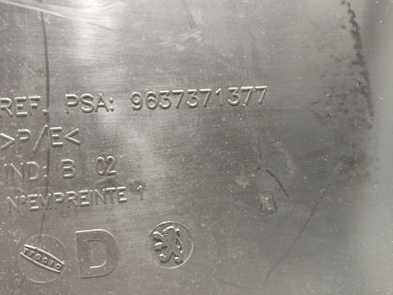 Recambio de guarnecido puerta trasera derecha para peugeot 307 break (3e) 2.0 hdi 90 referencia OEM IAM 9637371377  