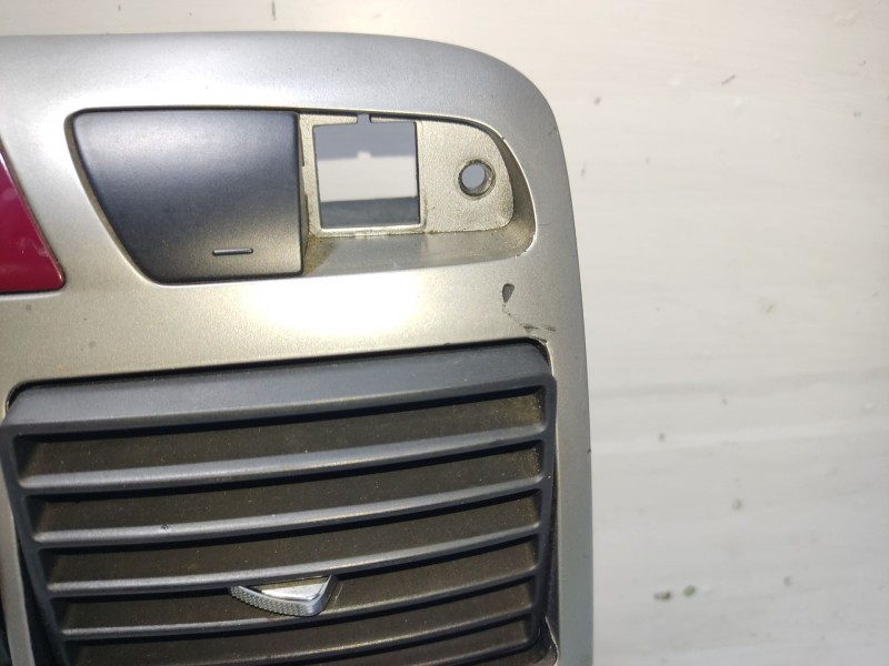 Recambio de moldura para peugeot 307 break (3e) 2.0 hdi 90 referencia OEM IAM 9634505077  