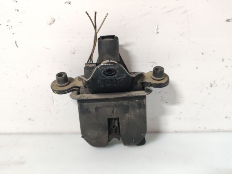 Recambio de cerradura maletero / porton para skoda octavia berlina (1z3) referencia OEM IAM 1Z5827501D  