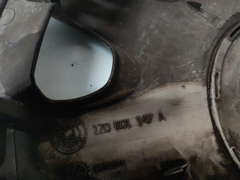 Recambio de tapacubos para skoda octavia berlina (1z3) referencia OEM IAM   