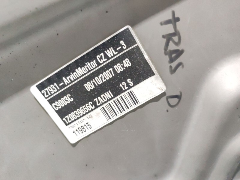 Recambio de elevalunas trasero derecho para skoda octavia berlina (1z3) referencia OEM IAM   