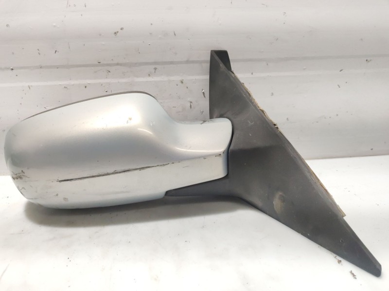 Recambio de retrovisor derecho para renault megane scenic rxe 1.6 16v referencia OEM IAM 7701068385  