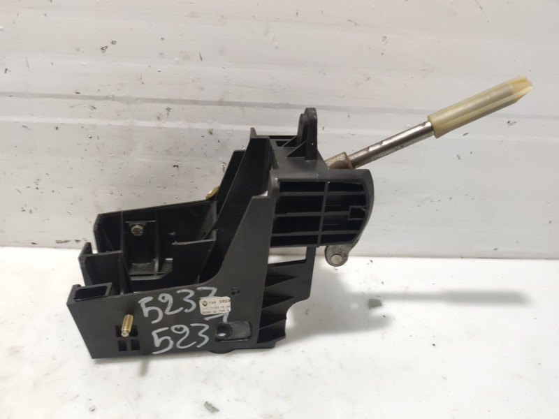 Recambio de palanca cambio para renault megane scenic rxe 1.6 16v referencia OEM IAM  8200327403 