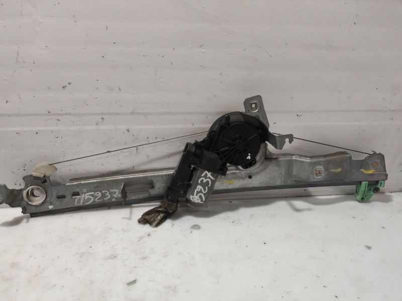 Recambio de elevalunas delantero derecho para renault megane scenic rxe 1.6 16v referencia OEM IAM 8201010936  