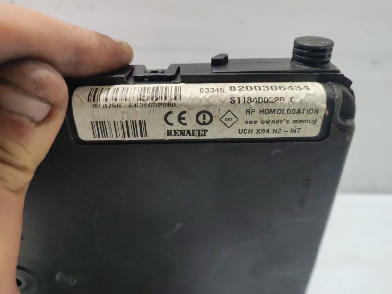 Recambio de modulo electronico para renault megane scenic rxe 1.6 16v referencia OEM IAM  8200306434 S118400220C