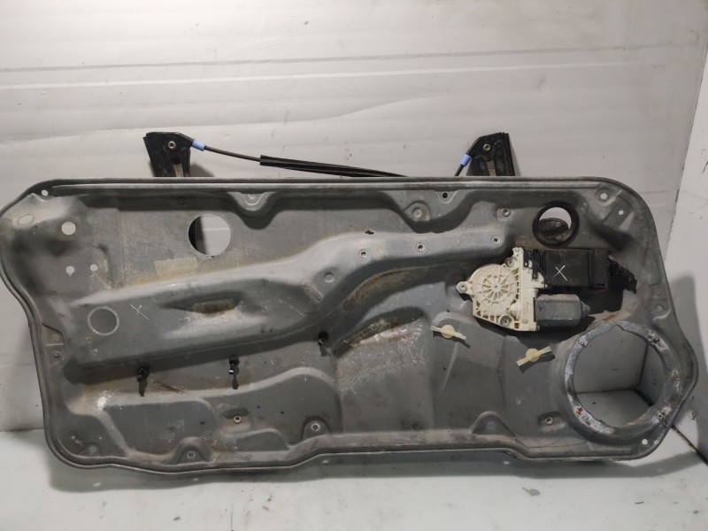 Recambio de elevalunas delantero izquierdo para volkswagen golf iv berlina (1j1) referencia OEM IAM 0  