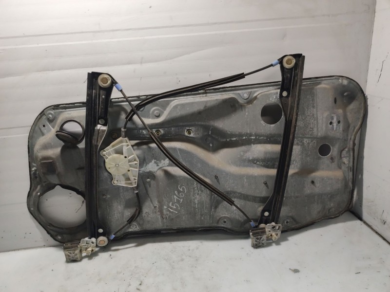 Recambio de elevalunas delantero izquierdo para volkswagen golf iv berlina (1j1) referencia OEM IAM 0  