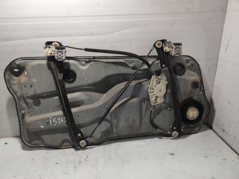 Recambio de elevalunas delantero derecho para volkswagen golf iv berlina (1j1) referencia OEM IAM 0  