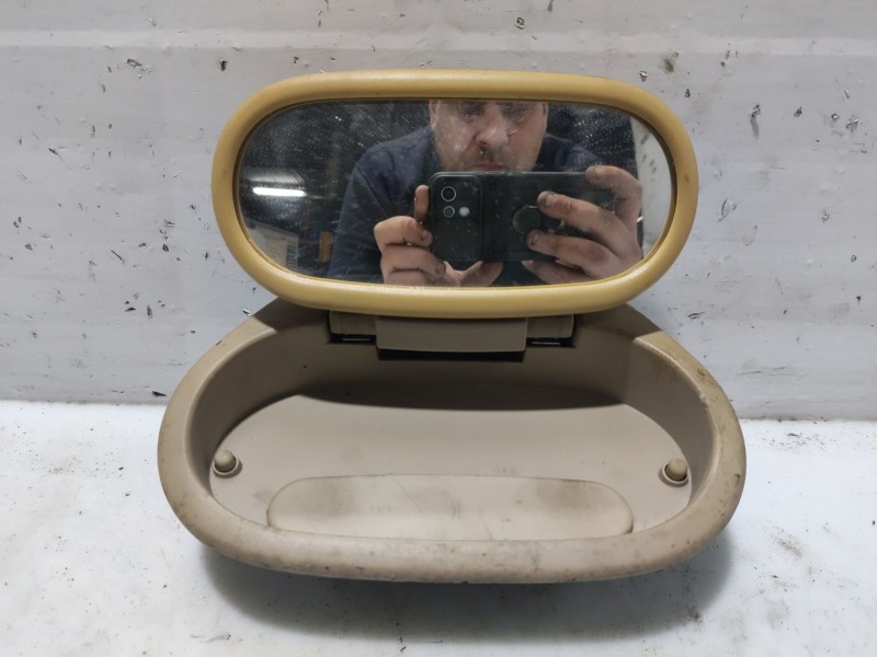 Recambio de moldura para renault megane scenic rxe 1.6 16v referencia OEM IAM  8200105136 