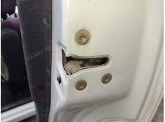 Recambio de cerradura puerta trasera derecha para opel corsa b (s93) 1.2 i (f08, f68, m68) referencia OEM IAM 24425309  