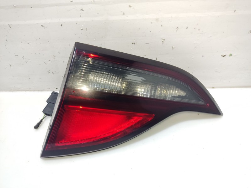 Recambio de piloto trasero izquierdo interior para opel zafira tourer c (p12) 1.6 cdti (75) referencia OEM IAM 39043680 13288831