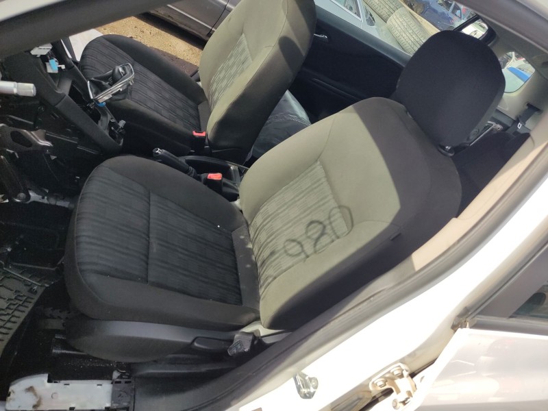 Recambio de asiento delantero izquierdo para opel zafira tourer c (p12) 1.6 cdti (75) referencia OEM IAM ADI05980  