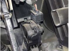 Recambio de pedal acelerador para opel zafira tourer c (p12) 1.6 cdti (75) referencia OEM IAM 13253781   2