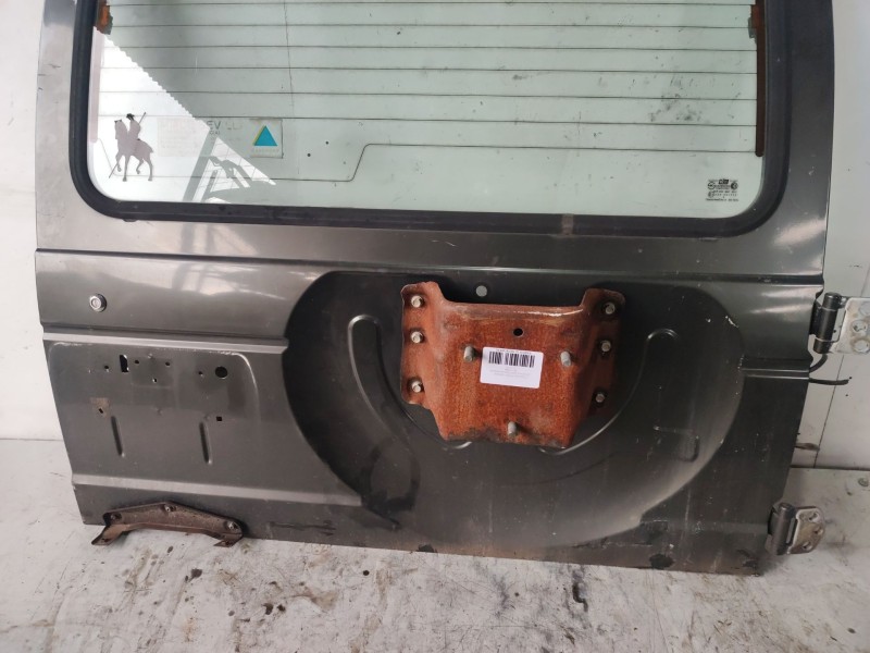Recambio de porton trasero para mitsubishi galloper (hyundai) 2.5 turbodiesel referencia OEM IAM 1837198  