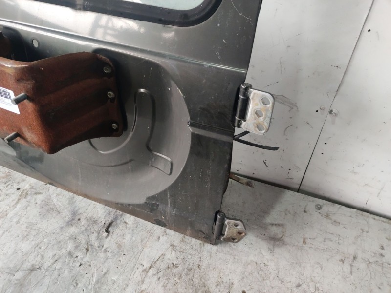 Recambio de porton trasero para mitsubishi galloper (hyundai) 2.5 turbodiesel referencia OEM IAM 1837198  