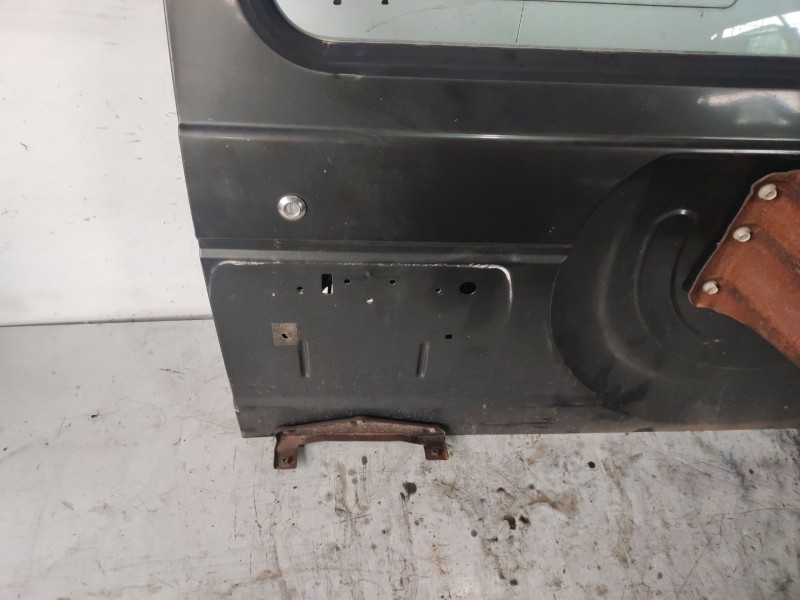 Recambio de porton trasero para mitsubishi galloper (hyundai) 2.5 turbodiesel referencia OEM IAM 1837198  