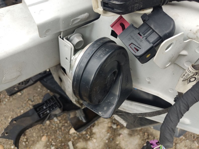 Recambio de claxon para opel zafira tourer c (p12) 1.6 cdti (75) referencia OEM IAM 13472524 13904131 