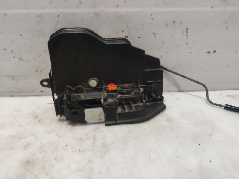Recambio de cerradura puerta trasera izquierda para bmw 3 (e90) 320 d referencia OEM IAM 51227202147  
