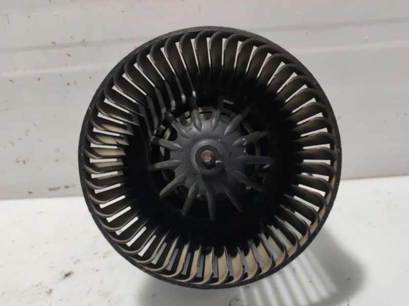 Recambio de motor calefaccion para citroën c3 referencia OEM IAM 6441Q6  