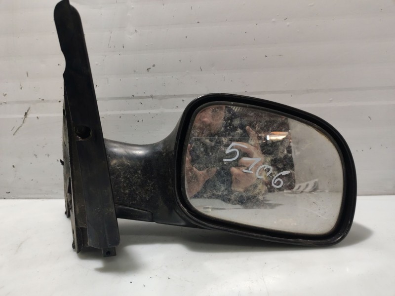 Recambio de retrovisor derecho para chrysler voyager (gs) referencia OEM IAM 4717464  