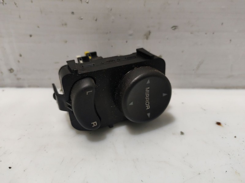 Recambio de mando retrovisor para chrysler voyager (gs) referencia OEM IAM   