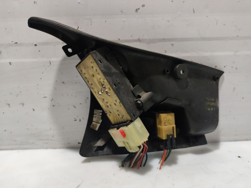 Recambio de mando elevalunas delantero izquierdo para chrysler voyager (gs) referencia OEM IAM   