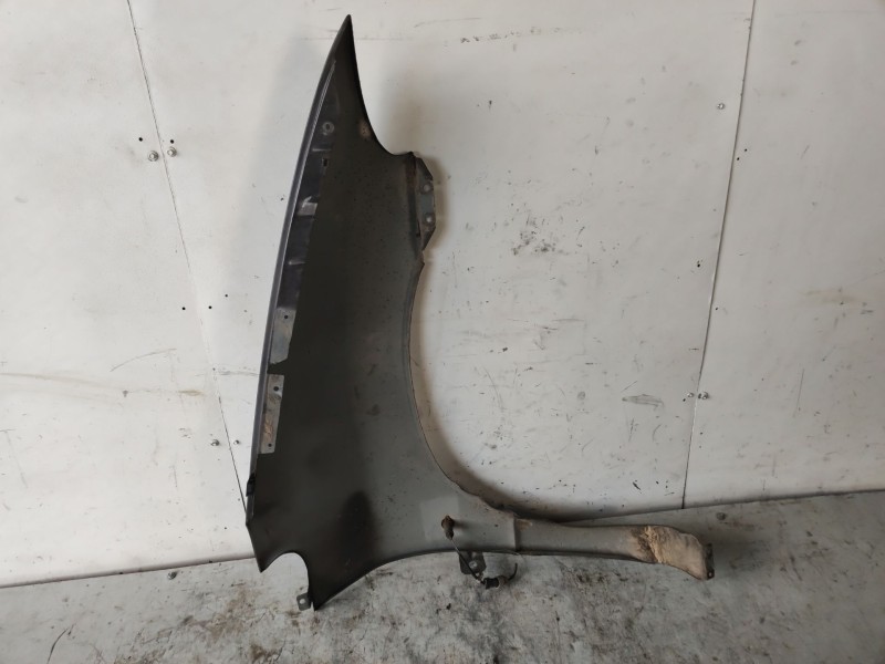 Recambio de aleta delantera izquierda para chrysler voyager (gs) referencia OEM IAM 4882293  