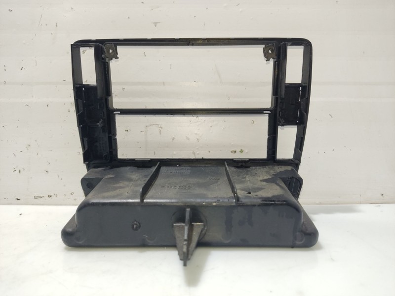 Recambio de moldura para volkswagen passat b5.5 variant (3b6) 1.9 tdi referencia OEM IAM 3B0858069K  