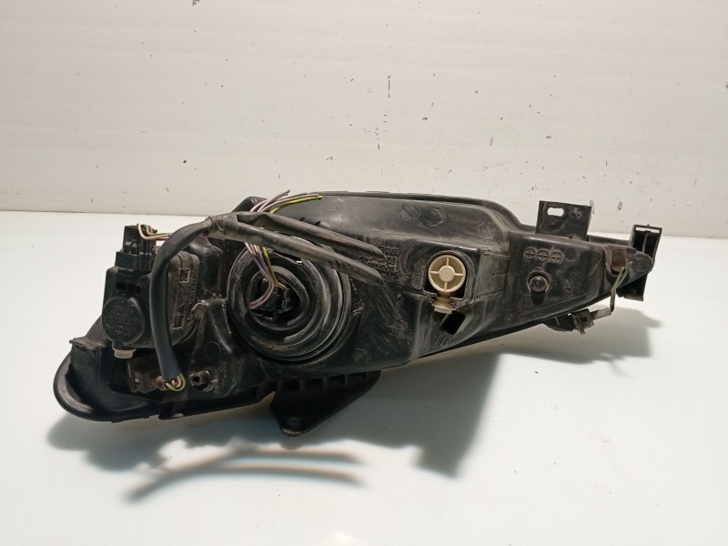 Recambio de faro derecho para peugeot 206 hatchback (2a/c) 1.4 i referencia OEM IAM 6205S7  