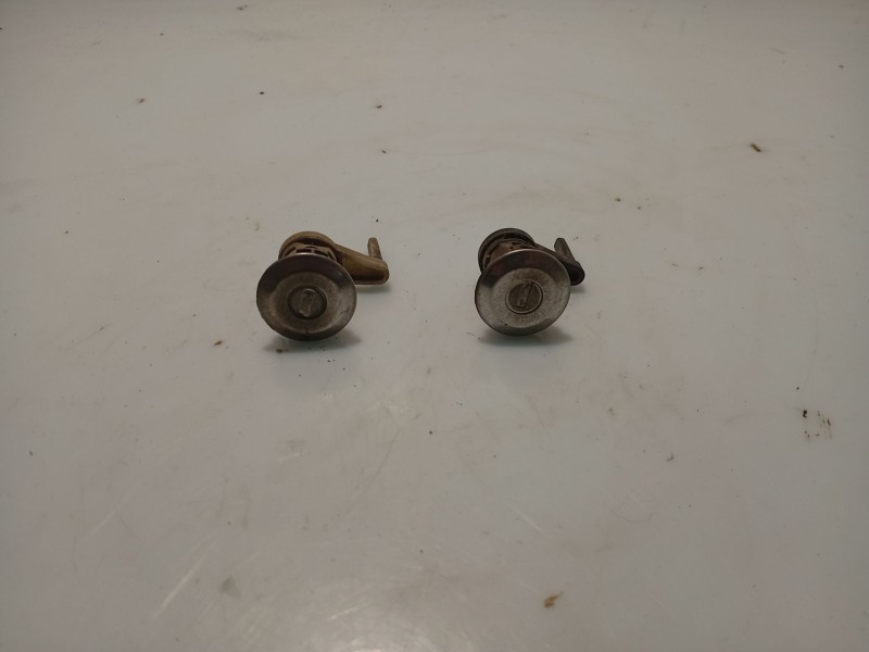 Recambio de juego bombines para peugeot 206 hatchback (2a/c) 1.4 i referencia OEM IAM   