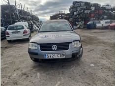Recambio de cinturon seguridad delantero derecho para volkswagen passat b5.5 variant (3b6) 1.9 tdi referencia OEM IAM 3B1857706D