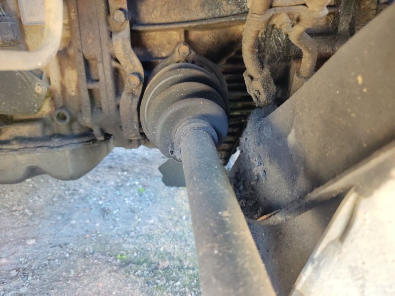 Recambio de transmision delantera derecha para subaru legacy iv station wagon (bp) 2.5 awd (bp9) referencia OEM IAM 28321AG023  