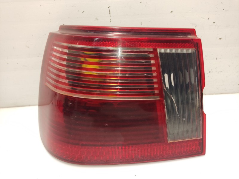 Recambio de piloto trasero izquierdo para seat ibiza ii (6k1) 1.9 tdi referencia OEM IAM 6K6945111G  