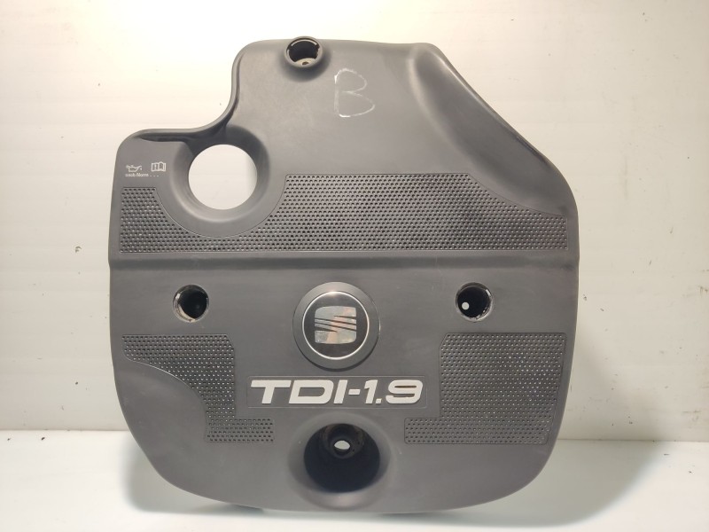 Recambio de tapa motor para seat ibiza ii (6k1) 1.9 tdi referencia OEM IAM 6K0103925B  