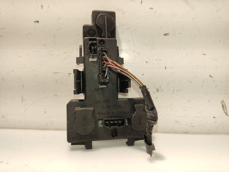 Recambio de portalamparas para seat ibiza ii (6k1) 1.9 tdi referencia OEM IAM 6062PTI  