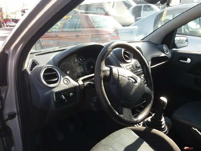 ford fiesta (cbk) 1.4 tdci cat   |   0.01 - ... | 2001 | 68 cv / 50 kw del año 2001