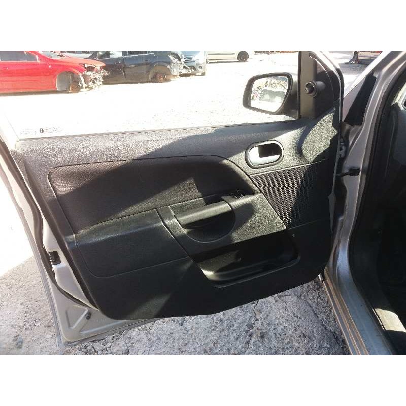 ford fiesta (cbk) 1.4 tdci cat   |   0.01 - ... | 2001 | 68 cv / 50 kw del año 2001