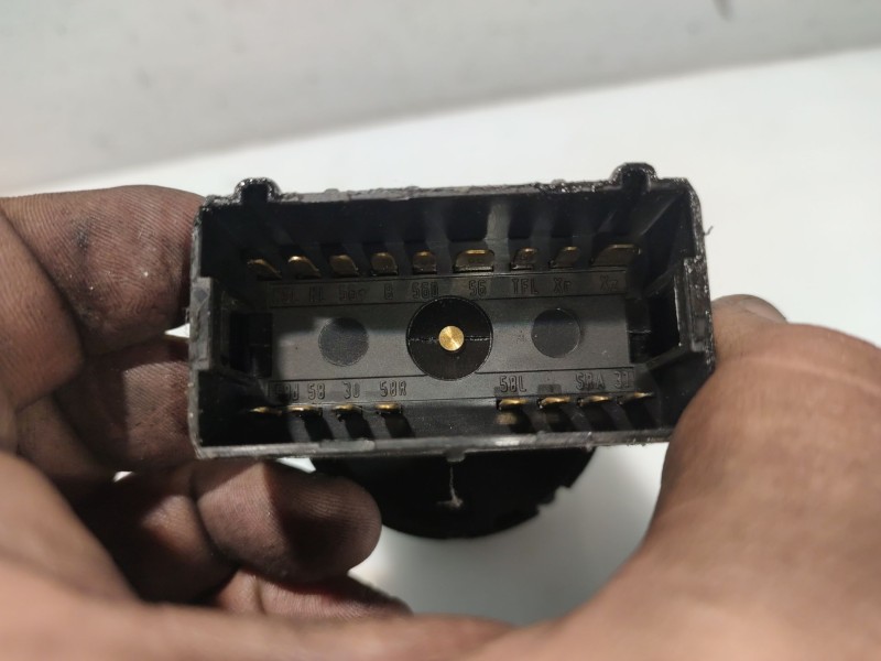 Recambio de mando luces para audi a4 berlina (8e) referencia OEM IAM  8E0941531A 