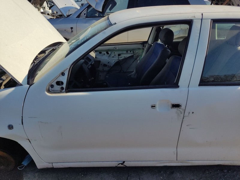 Recambio de puerta delantera izquierda para seat ibiza ii (6k1) 1.9 tdi referencia OEM IAM 6K4831051C  