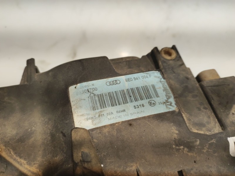 Recambio de faro derecho para audi a4 berlina (8e) referencia OEM IAM   