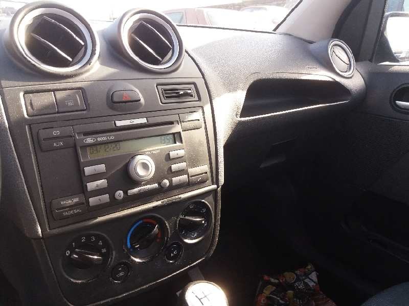 ford fiesta (cbk) 1.4 tdci cat   |   0.01 - ... | 2001 | 68 cv / 50 kw del año 2001