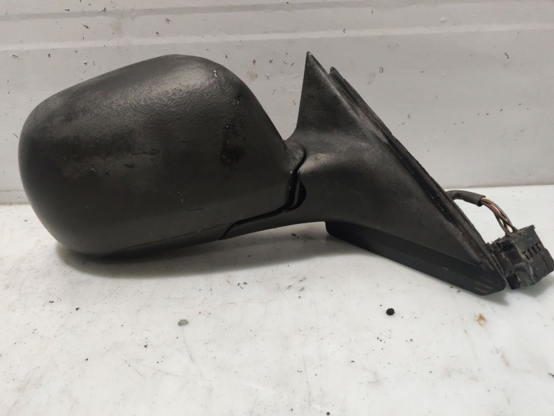 Recambio de retrovisor derecho para audi a3 (8l) 1.9 tdi attraction referencia OEM IAM NVE2311  