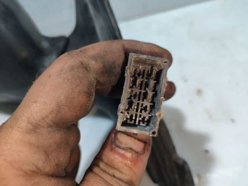 Recambio de retrovisor derecho para audi a3 (8l) 1.9 tdi attraction referencia OEM IAM NVE2311  