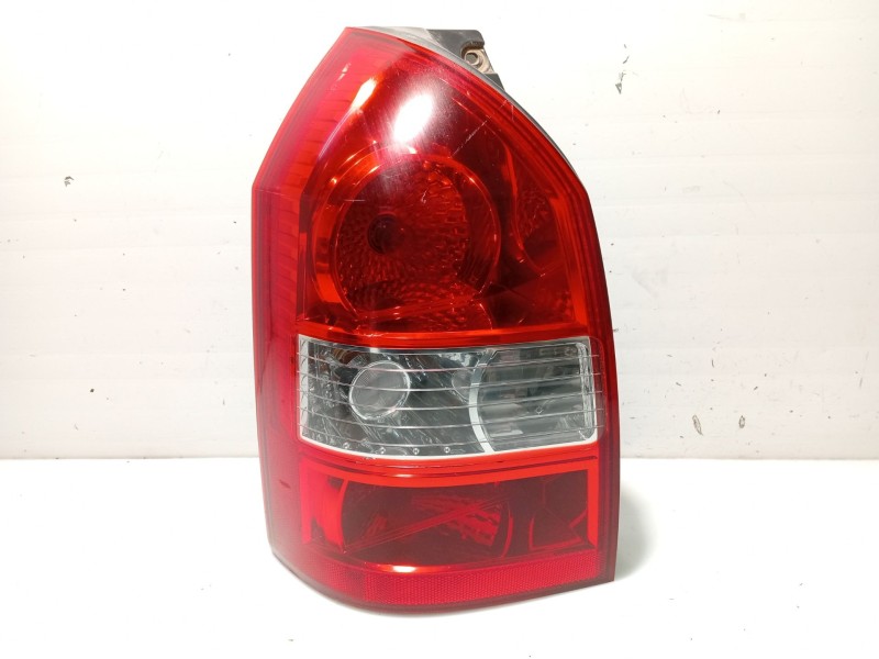 Recambio de piloto trasero izquierdo para hyundai tucson (jm) 2.0 referencia OEM IAM 924102E010  