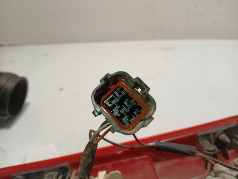 Recambio de piloto trasero izquierdo para hyundai tucson (jm) 2.0 referencia OEM IAM 924102E010  