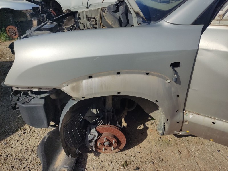 Recambio de aleta delantera izquierda para hyundai tucson (jm) 2.0 referencia OEM IAM 663112E120  