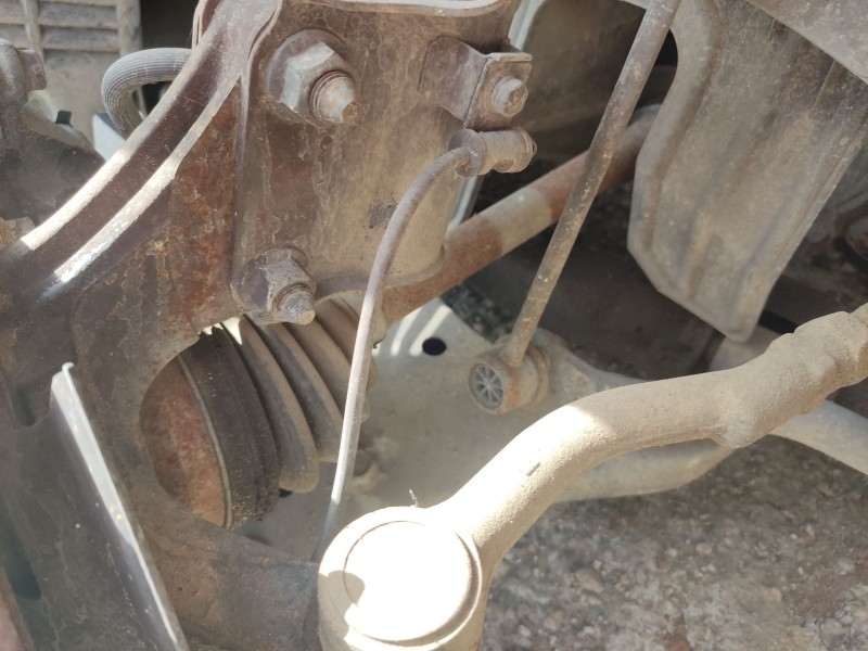 Recambio de transmision delantera izquierda para hyundai tucson (jm) 2.0 referencia OEM IAM 495012E500  