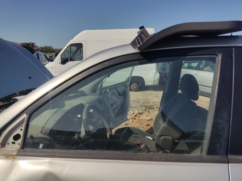 Recambio de luna delantera izquierda para hyundai tucson (jm) 2.0 referencia OEM IAM 824102E000  